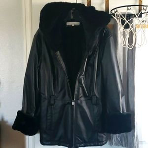 Woman's Medium Fitted Fur-lined Front Zip Wilson Leather Jacket w/ Hood